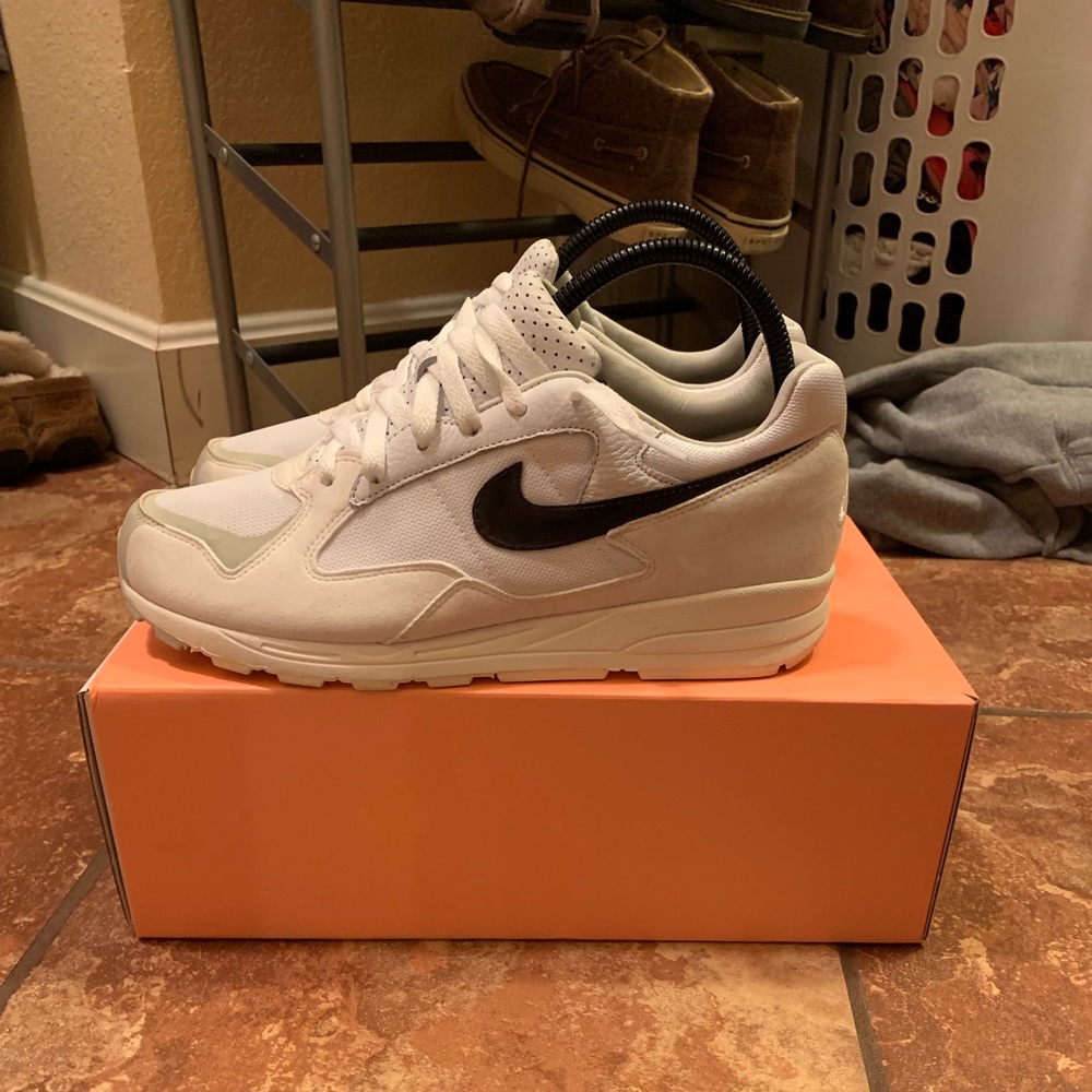 Fear of god Skylon 2
